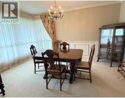 927 Charing Cross ROAD - 8