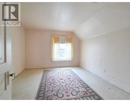 34 Park AVENUE West - 36