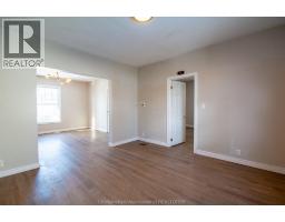 31 Adelaide STREET North - 17