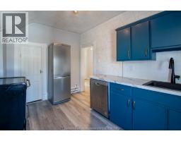 31 Adelaide STREET North - 38