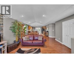 8 Windfield CRESCENT - 12