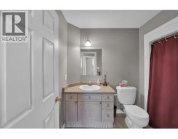 8 Windfield CRESCENT - 30