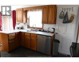 2 Freda STREET - 10