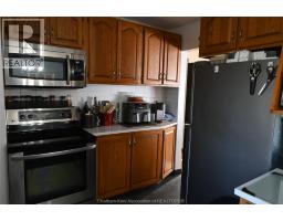 2 Freda STREET - 11