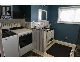 2 Freda STREET - 18