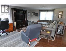 2 Freda STREET - 2