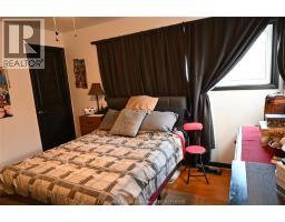 2 Freda STREET - 21
