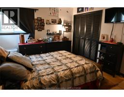 2 Freda STREET - 22