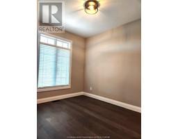 2 Jonathan STREET - 14