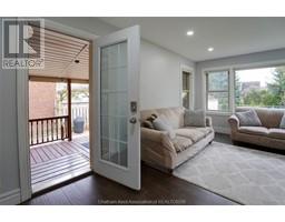 16 Buckingham AVENUE - 16
