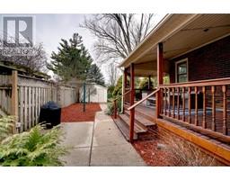 16 Buckingham AVENUE - 39
