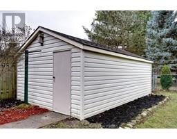 16 Buckingham AVENUE - 42
