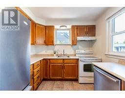 107 Wilson AVENUE - 11