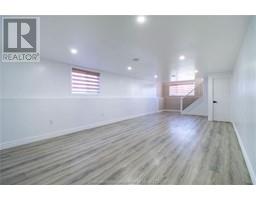 183 Moonstone CRESCENT - 28