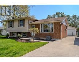 67 Whippoorwill CRESCENT - 1