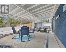 39 SAUGEEN AVENUE - 32