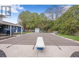 39 SAUGEEN AVENUE - 37