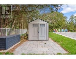39 SAUGEEN AVENUE - 40