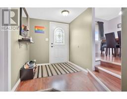 39 SAUGEEN AVENUE - 5