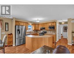 7863 Talbot TRAIL - 19