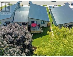 35 Clara CRESCENT - 2