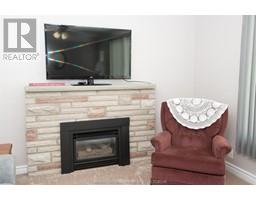 88 DUNVEGAN DRIVE - 10