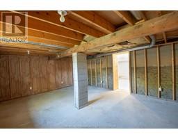 88 DUNVEGAN DRIVE - 28
