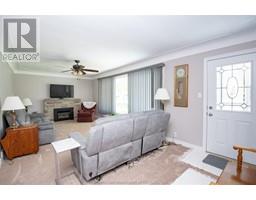 88 DUNVEGAN DRIVE - 7