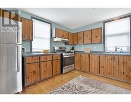 83 Brock STREET - 28
