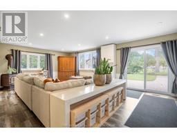 21 CHIPPEWA DRIVE - 16