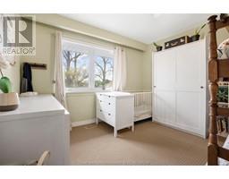 21 CHIPPEWA DRIVE - 27