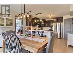 136 Morning Glory LANE - 13