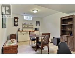 136 Morning Glory LANE - 33
