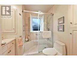 21 WINDSOR DRIVE - 13