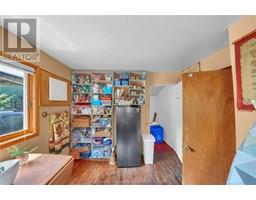 16 Elizabeth STREET - 23