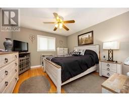 257 Hudson CRESCENT - 11