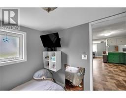 22658 Merlin ROAD - 30