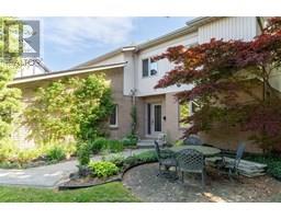 30 CRAMAR CRESCENT - 2