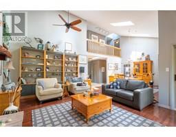 30 CRAMAR CRESCENT - 3