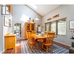 30 CRAMAR CRESCENT - 6