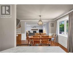 8 Pamela CRESCENT - 22