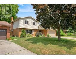 8 Pamela CRESCENT - 4