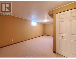 18 Wilhelmina WAY - 20