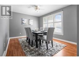 112 Parry DRIVE - 16