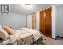 112 Parry DRIVE - 36