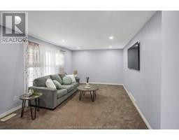 112 Parry DRIVE - 4