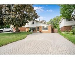 112 Parry DRIVE - 47