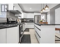 112 Parry DRIVE - 7