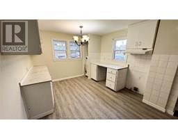 264 Delaware AVENUE - 7