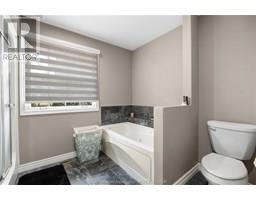 7423 Riverview LINE - 15